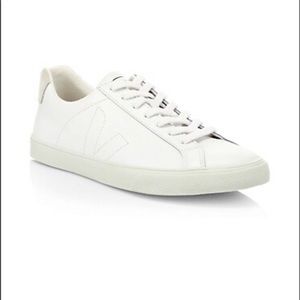 Veja Women’s Esplar Leather Low Top Sneaker NIB Size 8